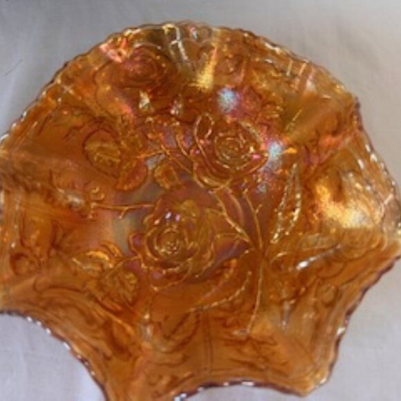 Vintage Marigold Imperial Carnival Glass Bowl with Roses and Leaves‎ Pattern - Picture 3 of 5